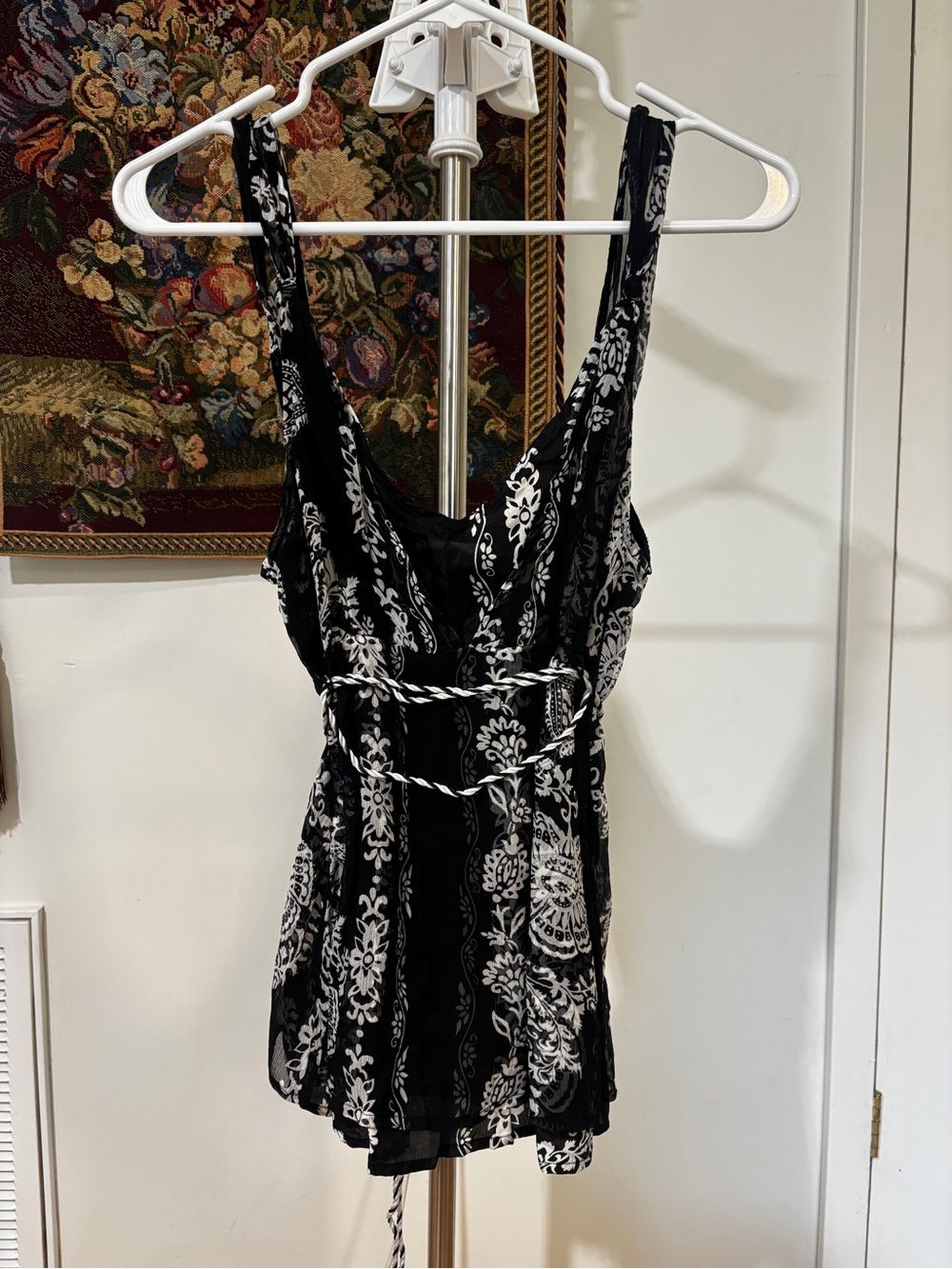 White House Black Market 100% Silk Paisley Empire Waist Cami Top M